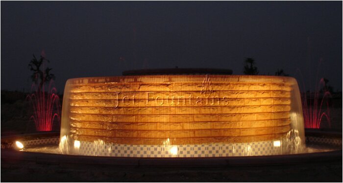 Cercular Sheet Fall Fountain 1.JPG