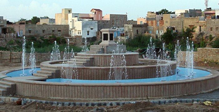 Peacock Tail Fountains.jpg